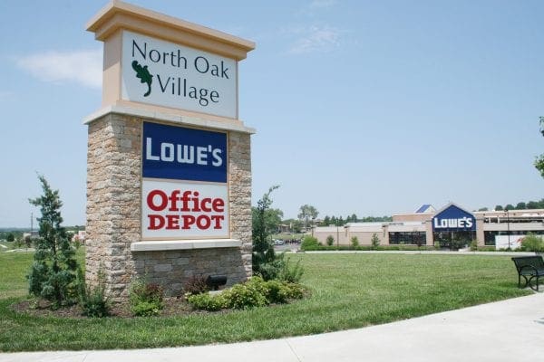 Hunt Midwest Commercial Real Estate - North Oak Village