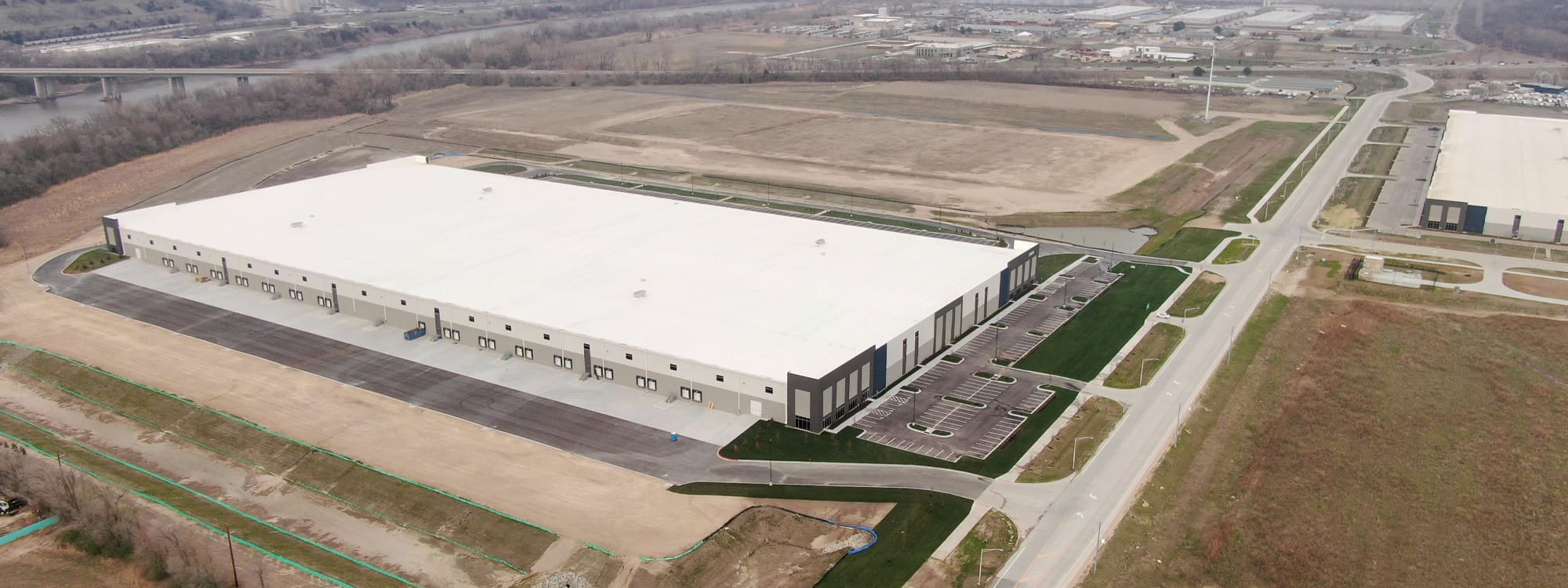 Heartland Logistics Park - 574,732 SF of industrial space available for lease in Shawnee, Kansas