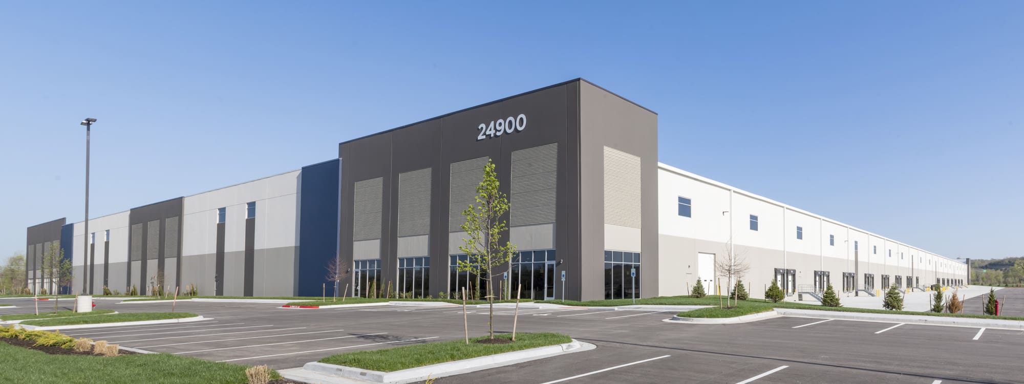 Heartland Logistics Park - 574,732 SF of industrial space available for lease in Shawnee, Kansas