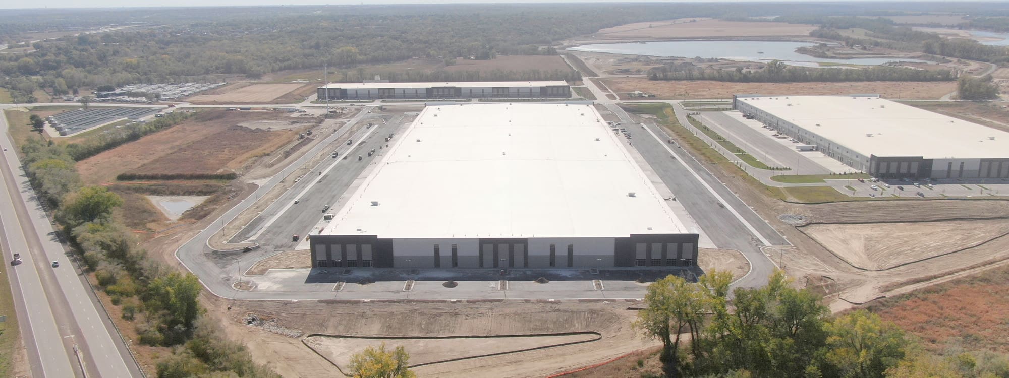 Heartland Logistics Park Building III - 323,851 SF of industrial space available for lease in Shawnee, Kansas