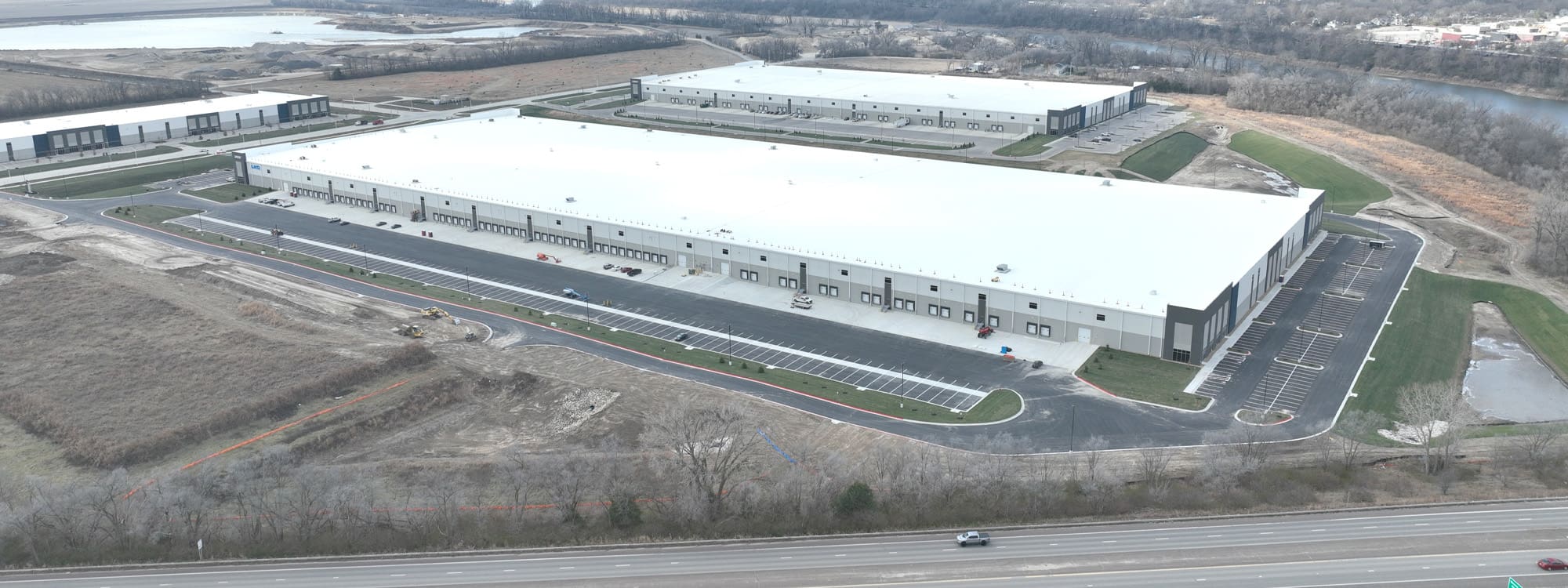 Heartland Logistics Park Building III - 323,851 SF of industrial space available for lease in Shawnee, Kansas